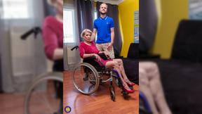 ”Chiropractor fucks old woman Eva Delage's mature beaver”