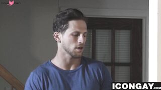 Hunks Roman Todd and Billie Ramos have dick riding session