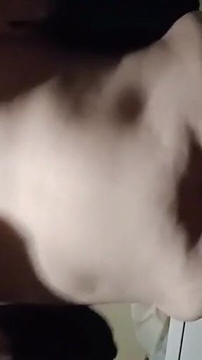 MILF: Une Grosse Envie De Sexe