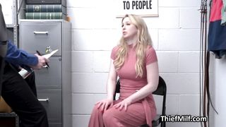 Thief Sunny Lane fuck at the office after strip search