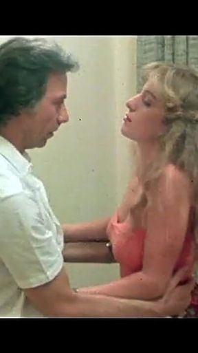 Beautiful Saleswoman Fucked Secretly in the Dressing Room and Cummed on Her Ass by a Big Cock