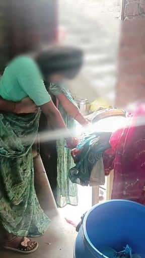 Seeing sister-in-law alone in broad daylight,Hindi Sexy Video,Indian Sexy Video,Desi Sexy Video,Sexy Video,Sex Video&hellip;   Clip 1