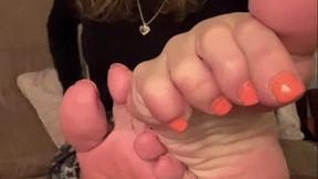 LONG RELAXING SOLES & TOES