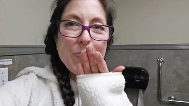Nerdy faery wets chair pants squirt solo orgasm