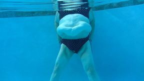 Watch BBW Nurse Vicki Exercise in Pool with Underwater Camera See My