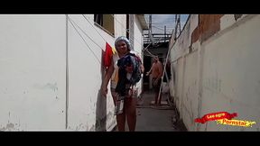 COMI O CU DA EMPREGADA NO QUINTAL E GOZEI NA BOCA DELA.