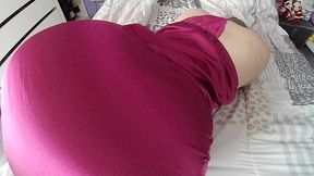 i touch the huge ass of a french pawg lying in bed