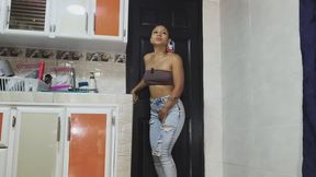 Control to pee in her pants