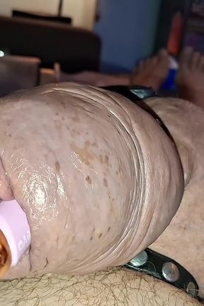 Wanking with Vibrator Made Me Cuming Heavenly