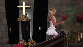 Cindy And Tanya Suck And Lap Up Their Juicy Twats In Frilly Laceups