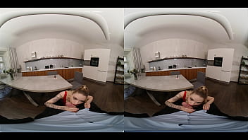 Blowjob Before Dinner - Virtual Real Porn