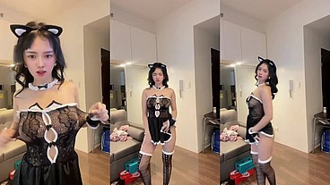 Sexy Asian Bunny Costume Play