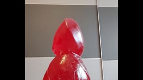 Karlheinz bekommt 2 dicke Plugs anal eingef&uuml_hrt