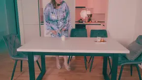 Kitchen Stepmom Mood Fix - Hairy Pussy Licking, Cowgirl Ride & Glasses Facial