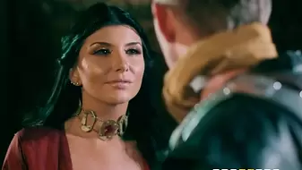 Queen Of Thrones: Part 3 (A XXX Parody) - Hot