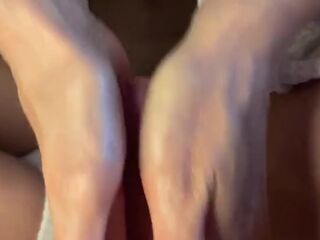 ???? Nice-looking Wife Jerks Large Wang Until This chab Cums Hard on Her Hands