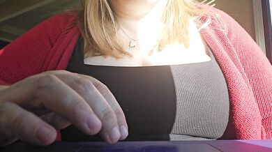 Lady Harland reads from her blog - paranormal storytelling