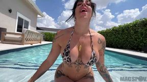 PAWG Italian Girl Bella Scorpion Gets Fucked Outside in Bikini