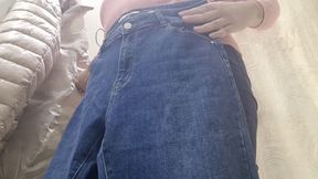 Nicoletta’s Trip to the Oversize Section: The Struggle to Squeeze Her Massive New Silhouette into the Biggest Jeans in the Store 4K