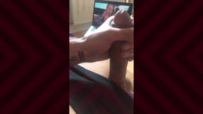 je me branle sur un porno russe pendant 10min en povtu peux tenir tout ce ...