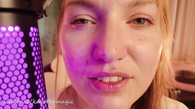 Silent caresses on damp pussy spark wild orgasm face