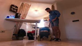 newbie bloke spread plumber s anus crack with lay down