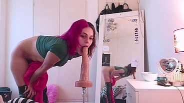 Fuck machine shakes my insides