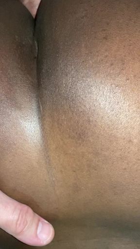 Cumming on her sexy ass
