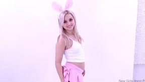 ”Teen Bunny in pink gets banged & rims at audition”