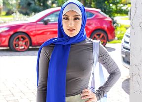 Titanic butt Arab student teen Violet Gems didnt enjoy Mardi Gras at all
