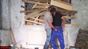 Alphamales - Two virile men on a construction site