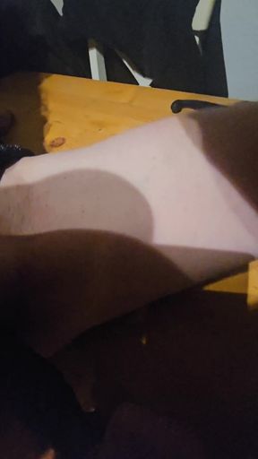 Ehefraue Auf Dem Tisch Gefickt