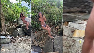 Orgia na praia transando na frente de todos