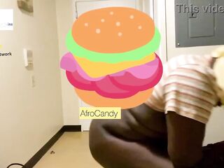 How I went to watch Honorable and this chab started knacking me right from the door ah