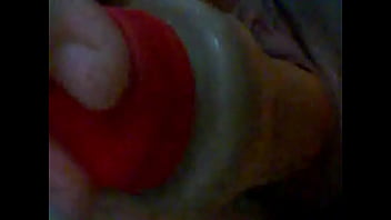 Novinha ficou com tes&atilde_o, me mandou um v&iacute_deo e caiu na net