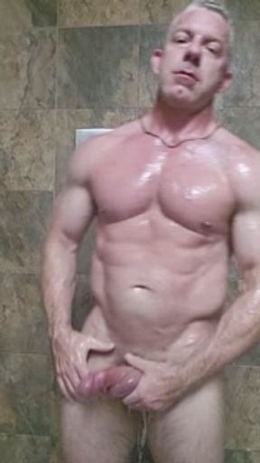 Gym stud strokes in shower after workout