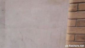 Flashing her Pussy for all the workers