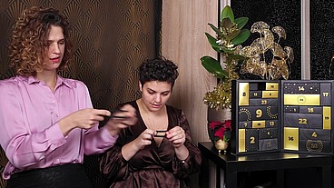 Sextoy Advent Calendar Day 3: The 24 days of pleasure with @melodyfluffington and Nohya!