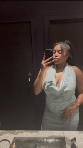 Getting ready to go out tonight looking like the spoiled princess I am 👑