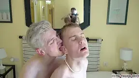 Two Hot Young Fit