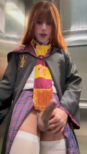 Kim edging bathroom cum