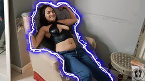 house burglar buttcrack was electrocuted in the chair
