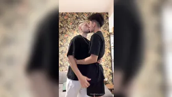 Latino hunk BrunoZL barebacks a hung twink in amateur hardcore session