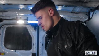 구강성교, 자위, 사정, 핸드잡, 얼굴, 사무실 – 곰 문신 Malik Delgaty와 Olivier Robert가 항문성교를 했습니다.