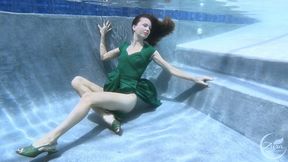 Wetlook Fantasy – Green Vintage Dress, Heels & Full Pool Immersion | Zura Moonleaf | 4K