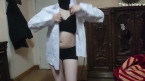 برقصله علشان ينيكنى لو حابب تنيكنى اكتبلى تعليق على الفيديو وحرد عليك واقابلك بس مش بحب اى زب صغير