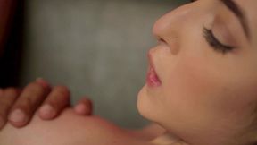 estava com tanto tesao que resolvi ir ate a casa do meu amigo e dar pra ele - lis xxx - tony tigrao - siga meu canal - subscribe to the channel and add me as a friend