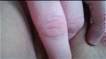 Eine MILF Muschi muss gefingert werden 1