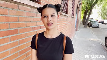 PutaLocura - Morbosa latina de gran culo Zafira quer&iacute_a ser modelo y termin&oacute_ tragando semen