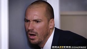 Luxe blonde gets fucked and DP'd at work
